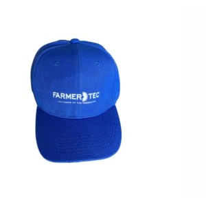 Бейсболка с логотипом 